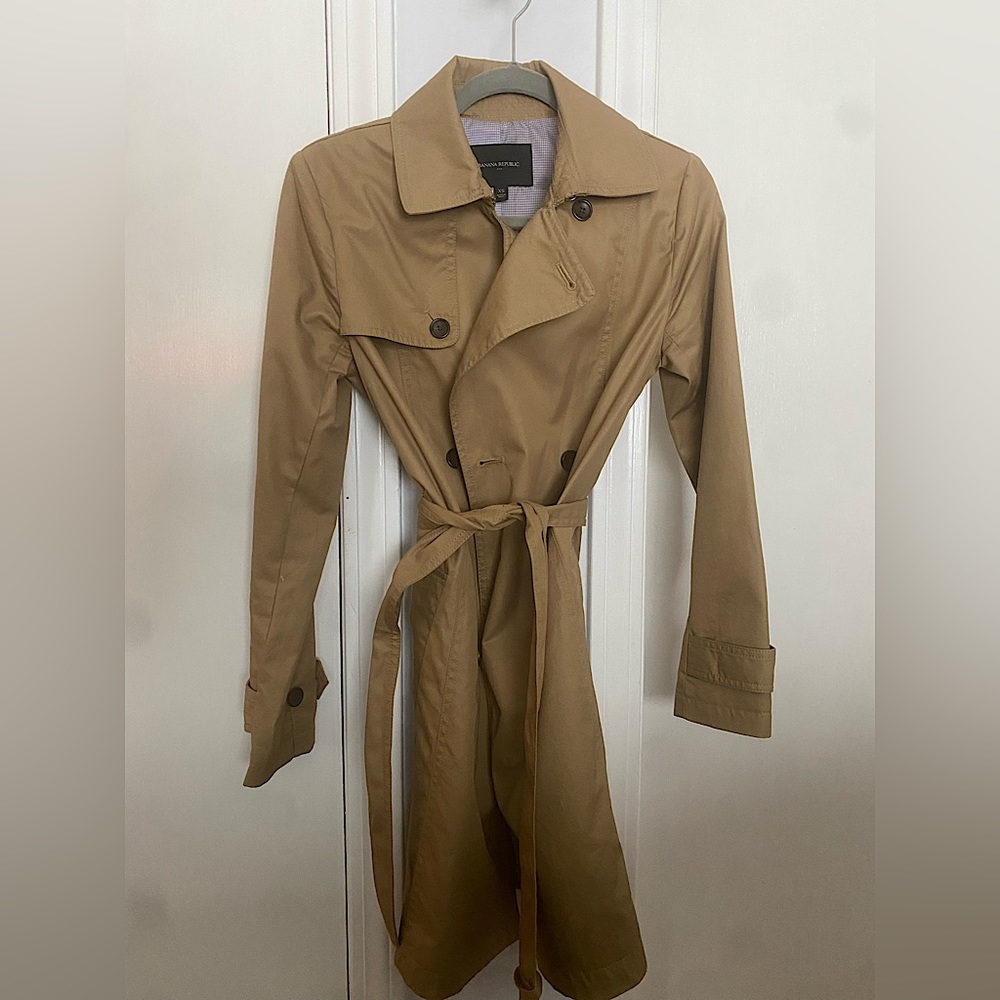 Banana Republic khaki trench coat size xs